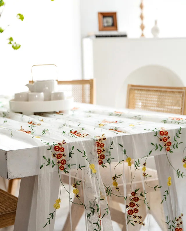 Embroidered Table Cloth for Dining Table | YM·Green Leaf Yarn·French Retro
