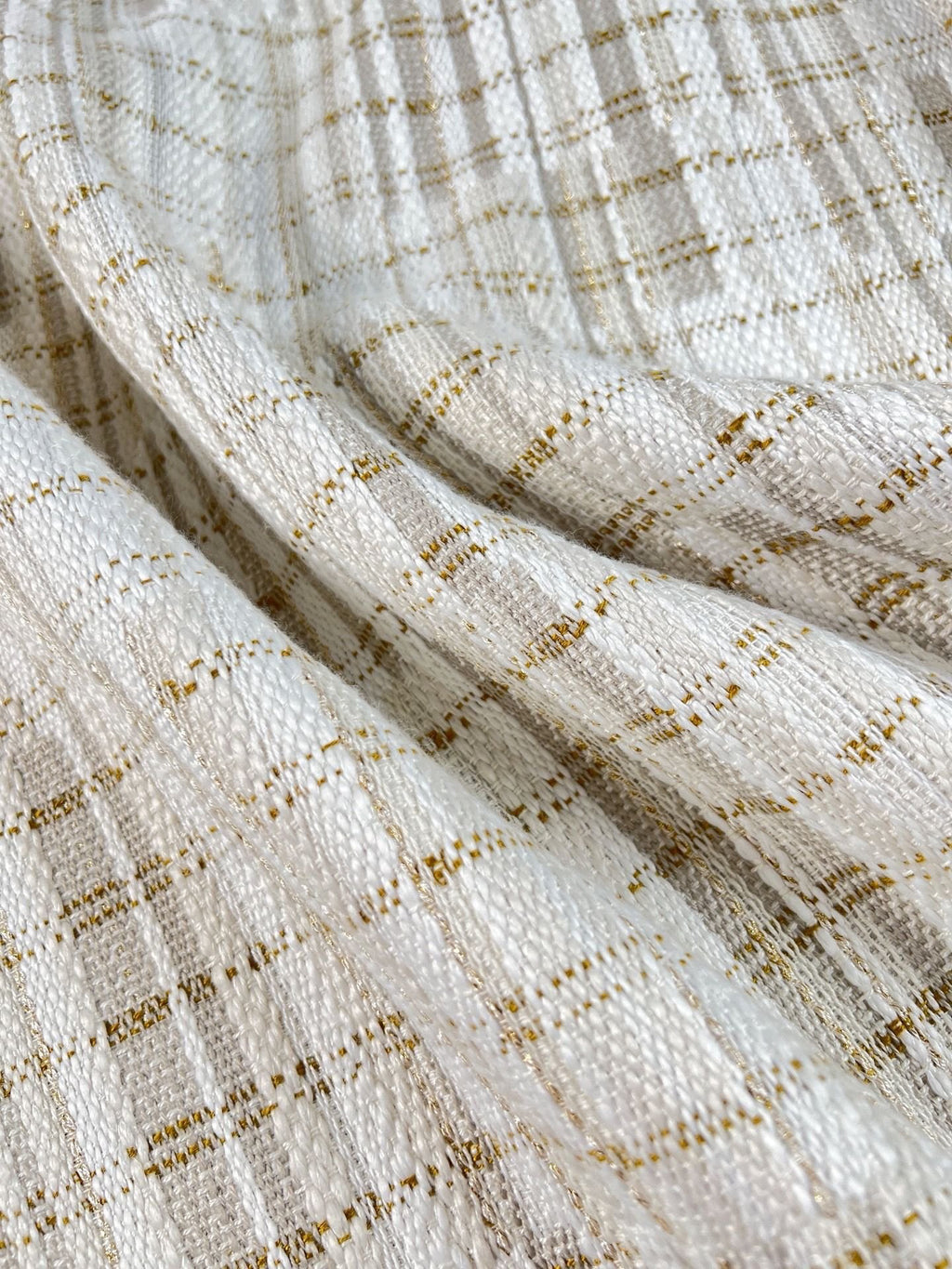 1603-1 | Gilded Linen Stripe