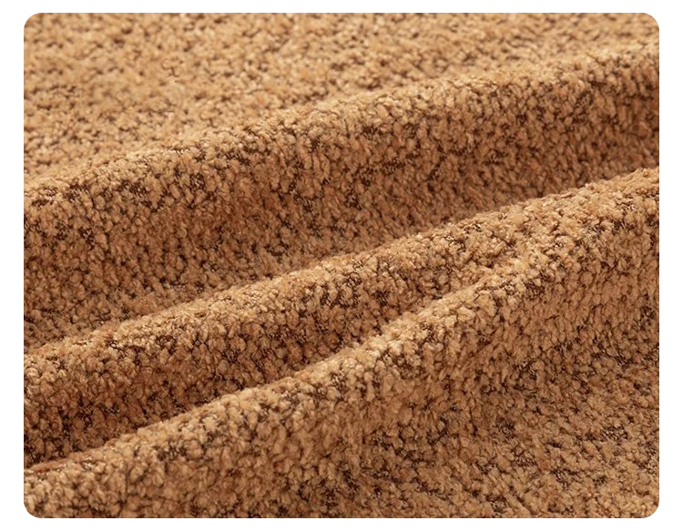 AT 395 - 07 | Amber Clay