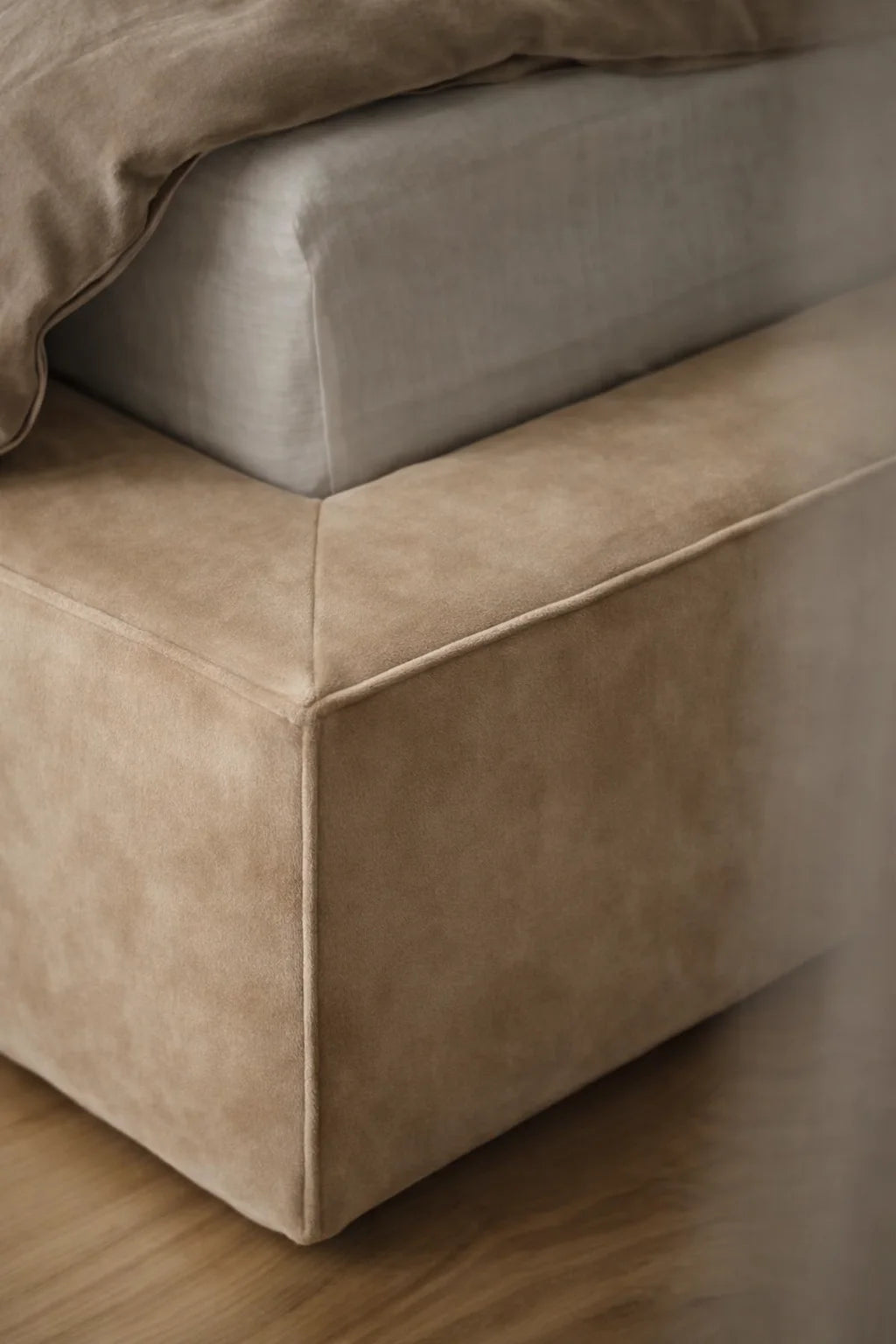 Chestnut WB PBV2042 - 10 | Bed Skirt