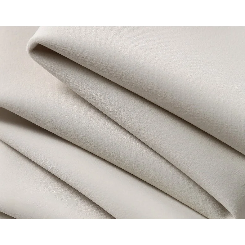 Off-white | Performance Plush
