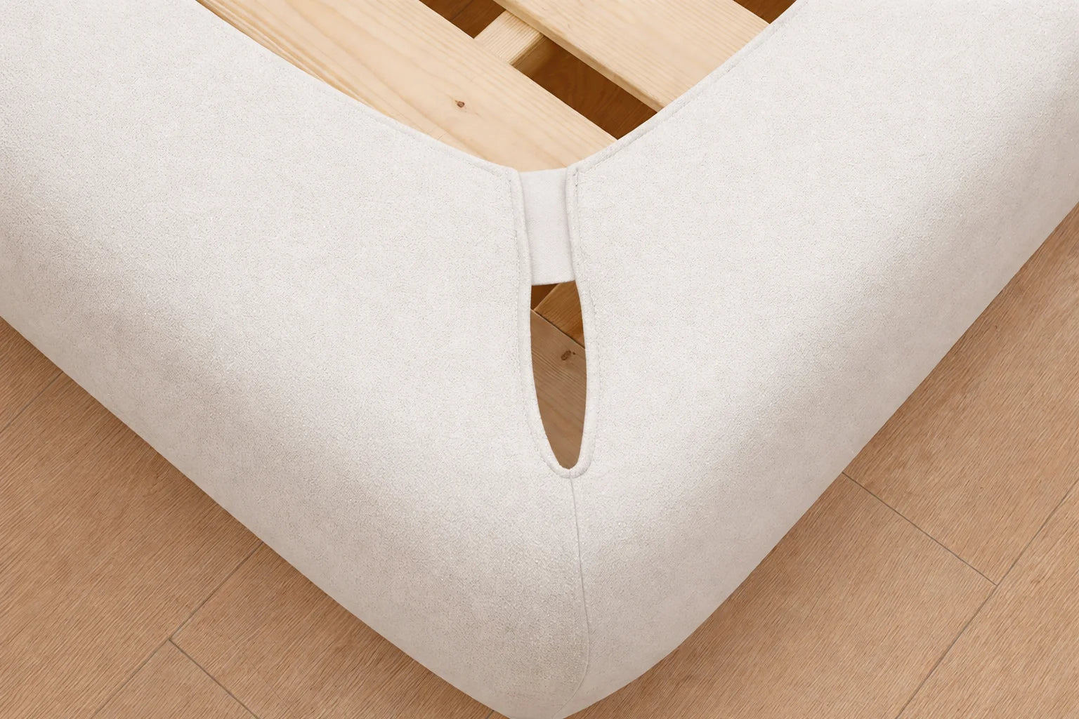 Ivory Cloud Luna - 06 | Bed Skirt