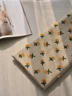Jacquard WX625 - 37 | Embroidered Daisies