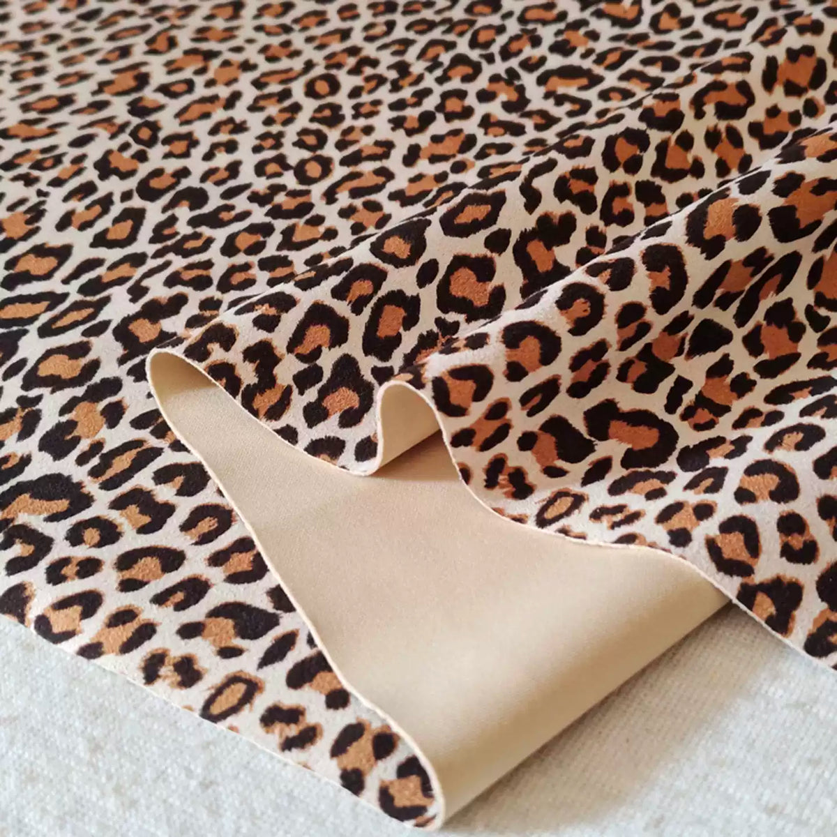 Leopard · Stretch-Fit Bed Headboard Cover