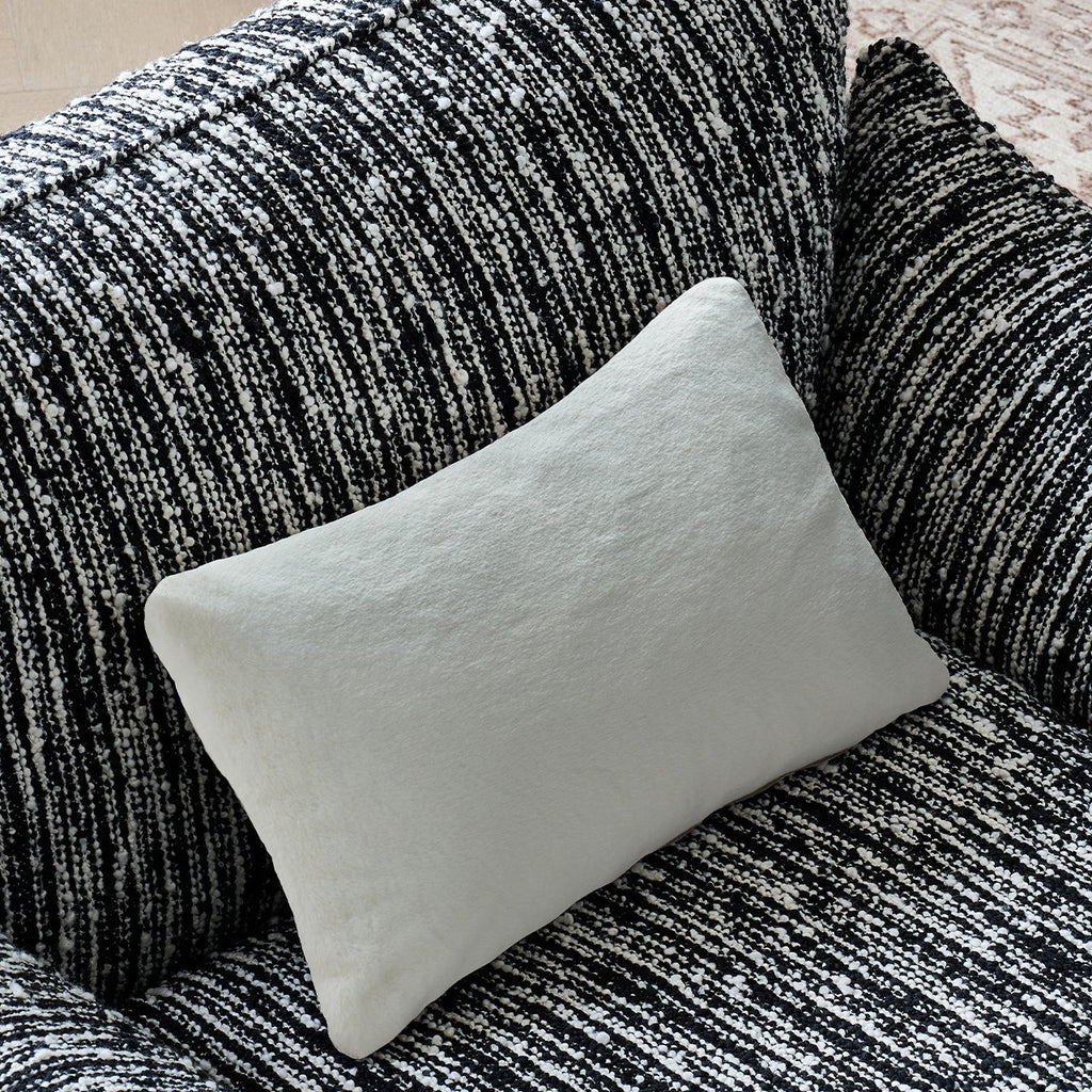 Monochrome Bouclé Weave
