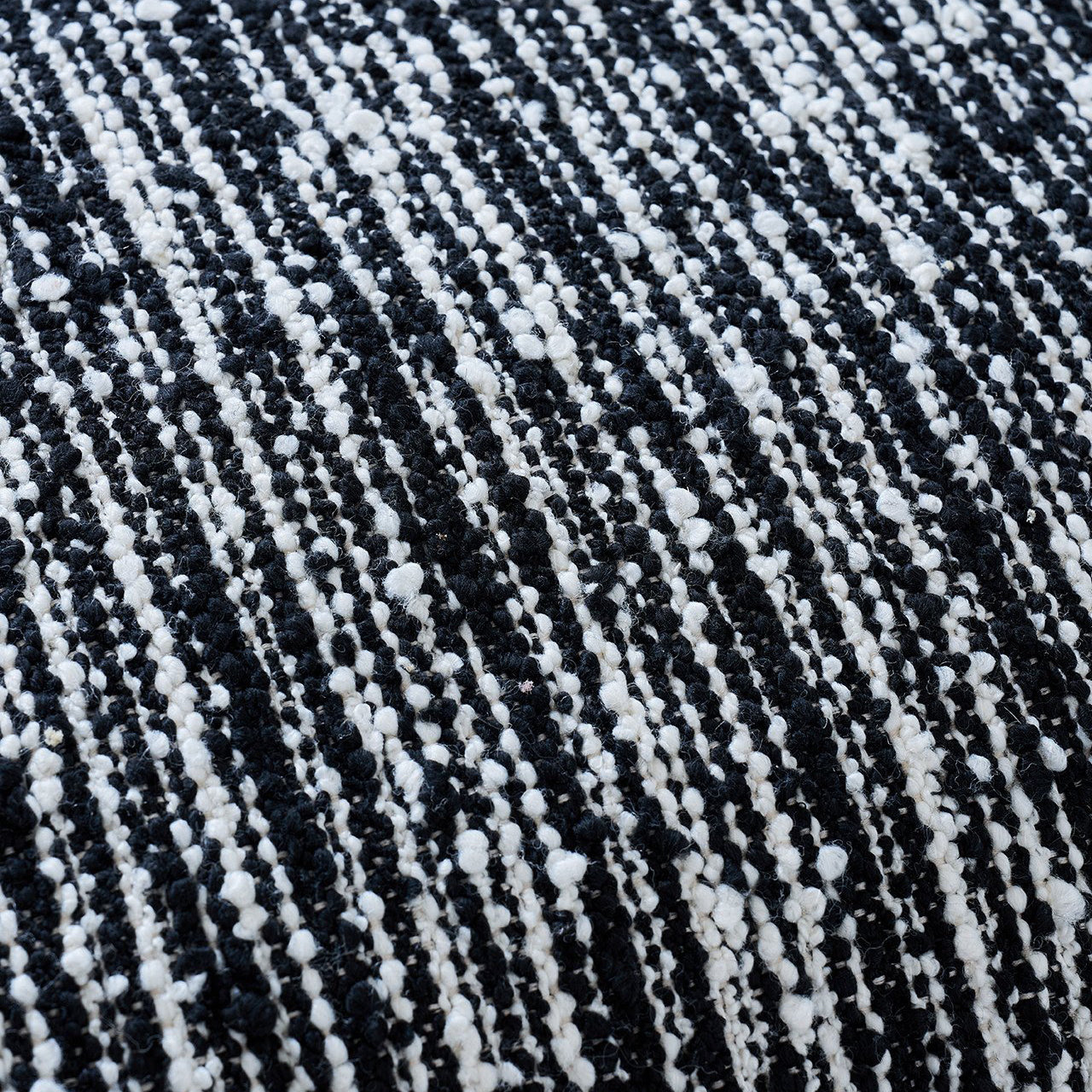 Monochrome Bouclé Weave