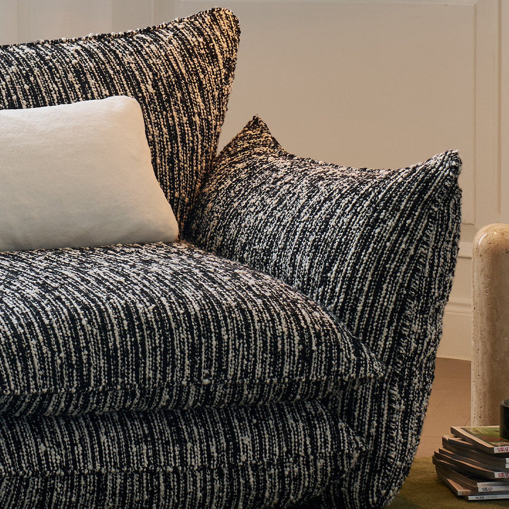 Monochrome Bouclé Weave