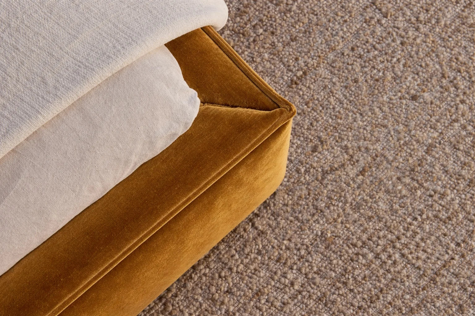 Pumpkin-colored WB PBV2042 - 31 | Bed Skirt