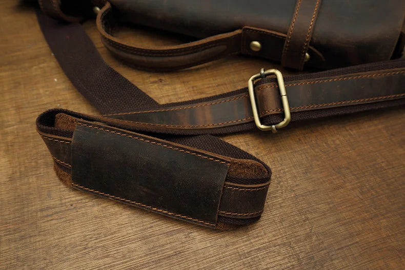 Rugēre Albion Messenger Bag