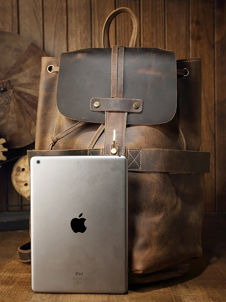 Rugēre Pathfinder Travel Backpack