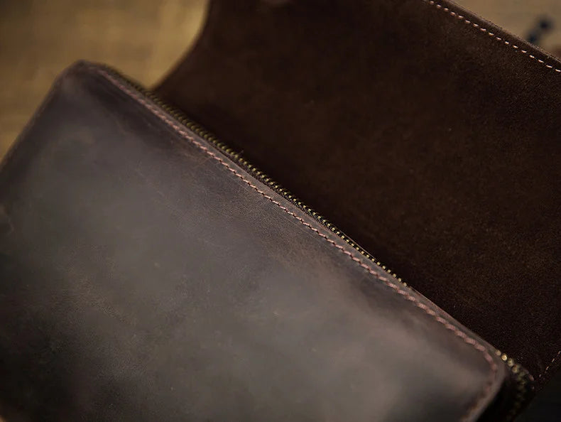 Rugēre Patina Clutch Wallet