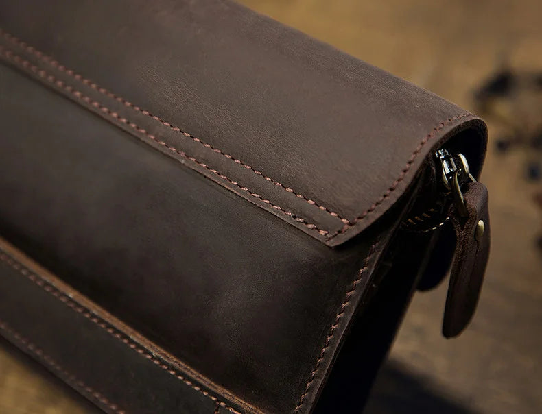 Rugēre Patina Clutch Wallet