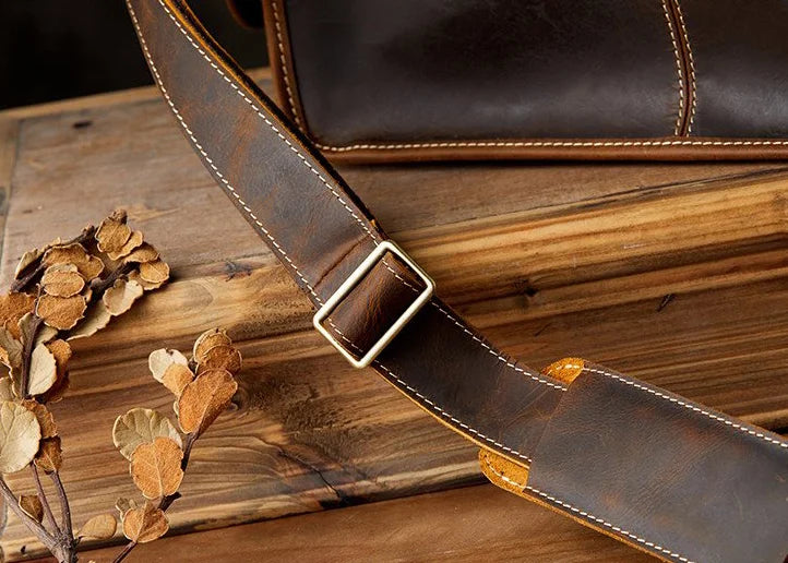 Rugēre Timeworn Travel