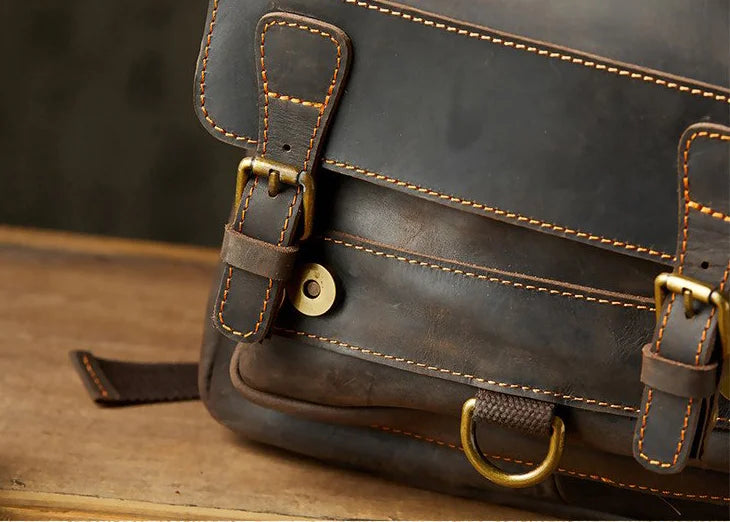 Rugēre Wayfarer Outdoor Backpack