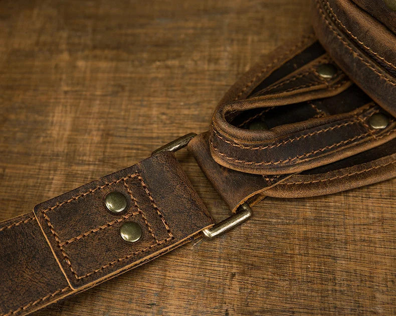 Rugēre Fieldway Chest Bag