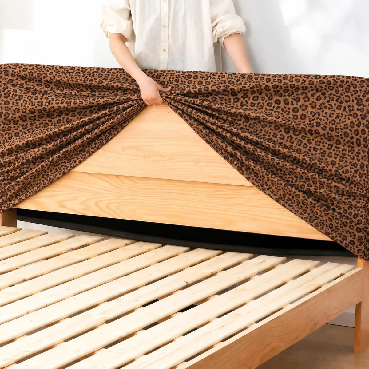 Serengeti Leopard · Stretch-Fit Bed Headboard Cover