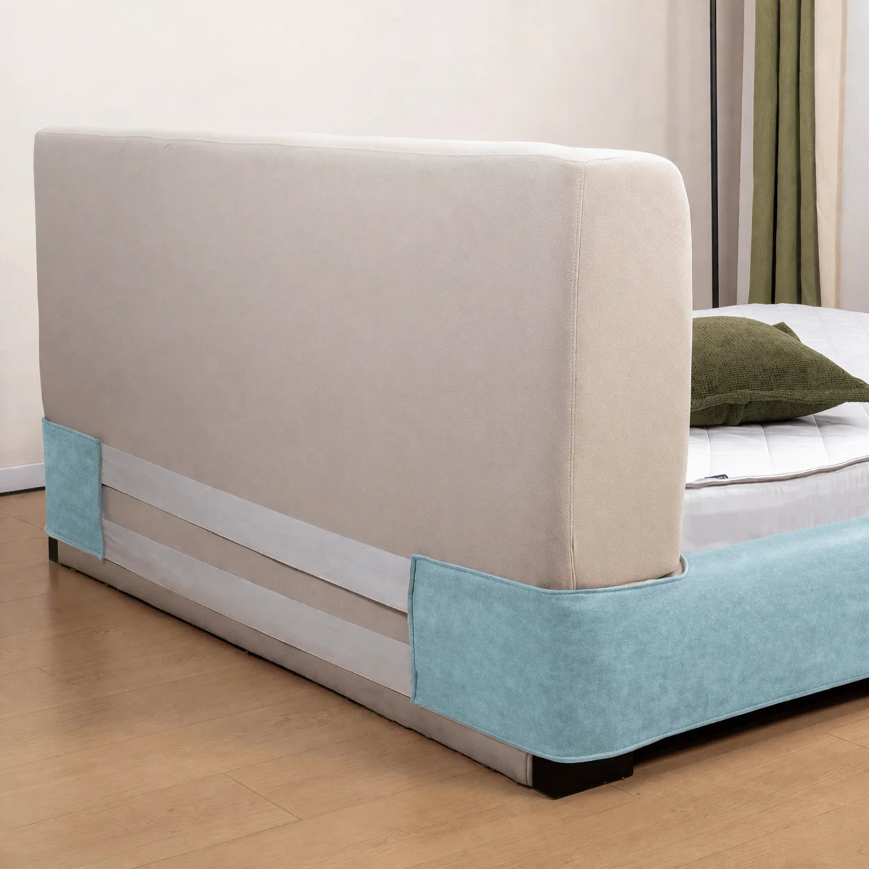 Sky Mist WX818 - 09 | Bed Skirt