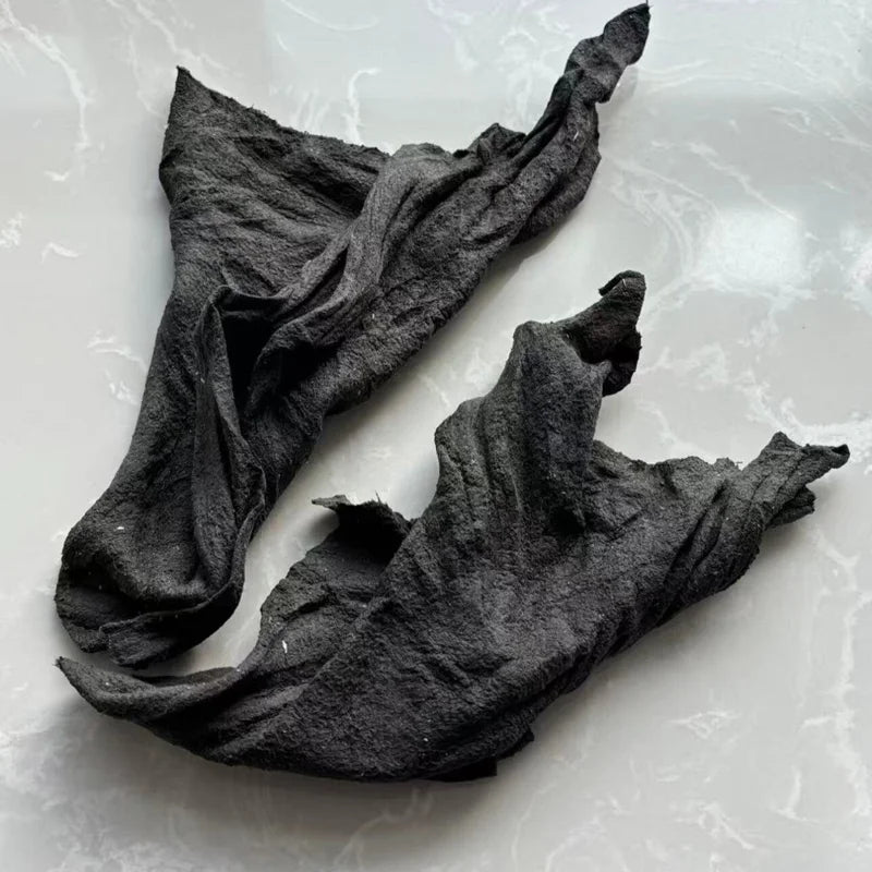THE UGLI CLOTH