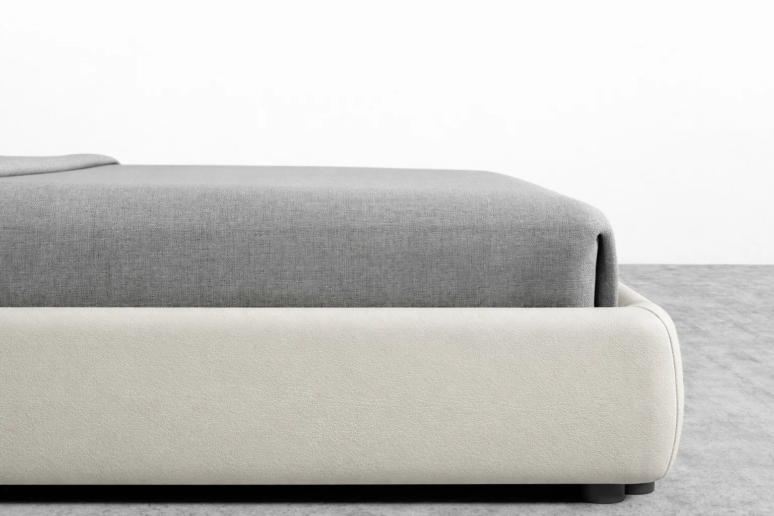 Vanilly Minotti YX-01 | Bed skirts