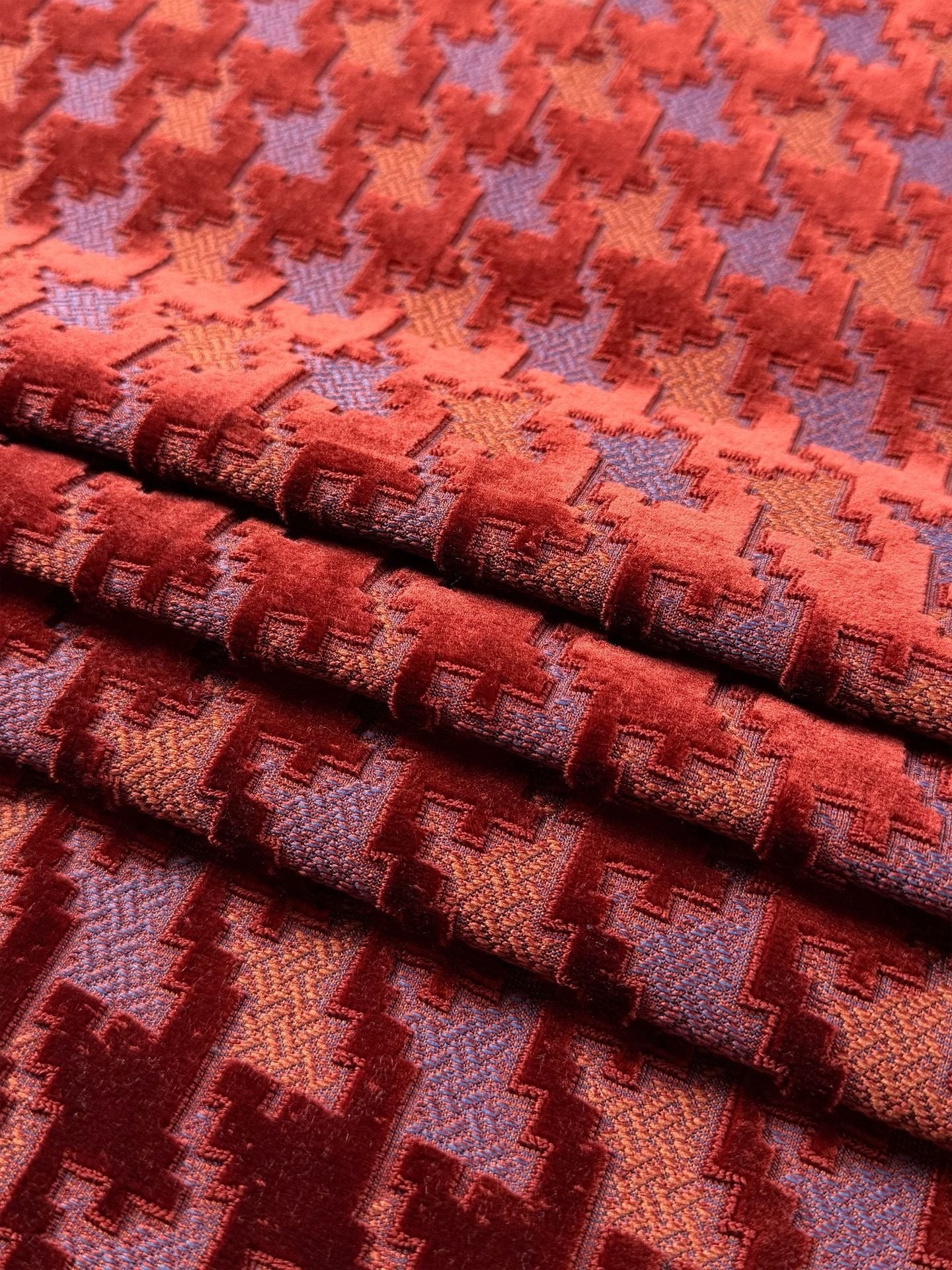 Velours-27 Ruffle