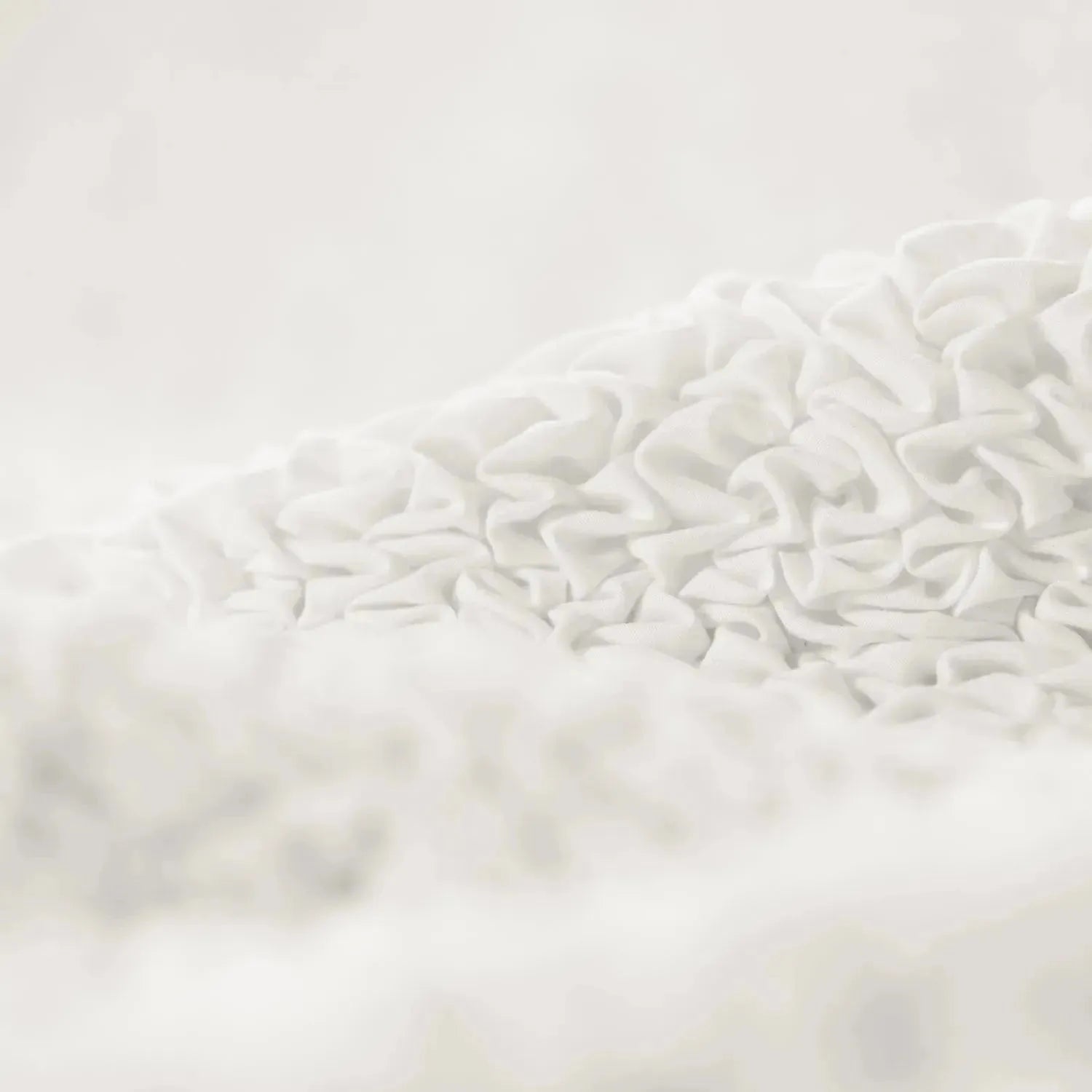 Hypoallergenic white slipcover from Plume Bubble, ideal for sensitive skin and pets