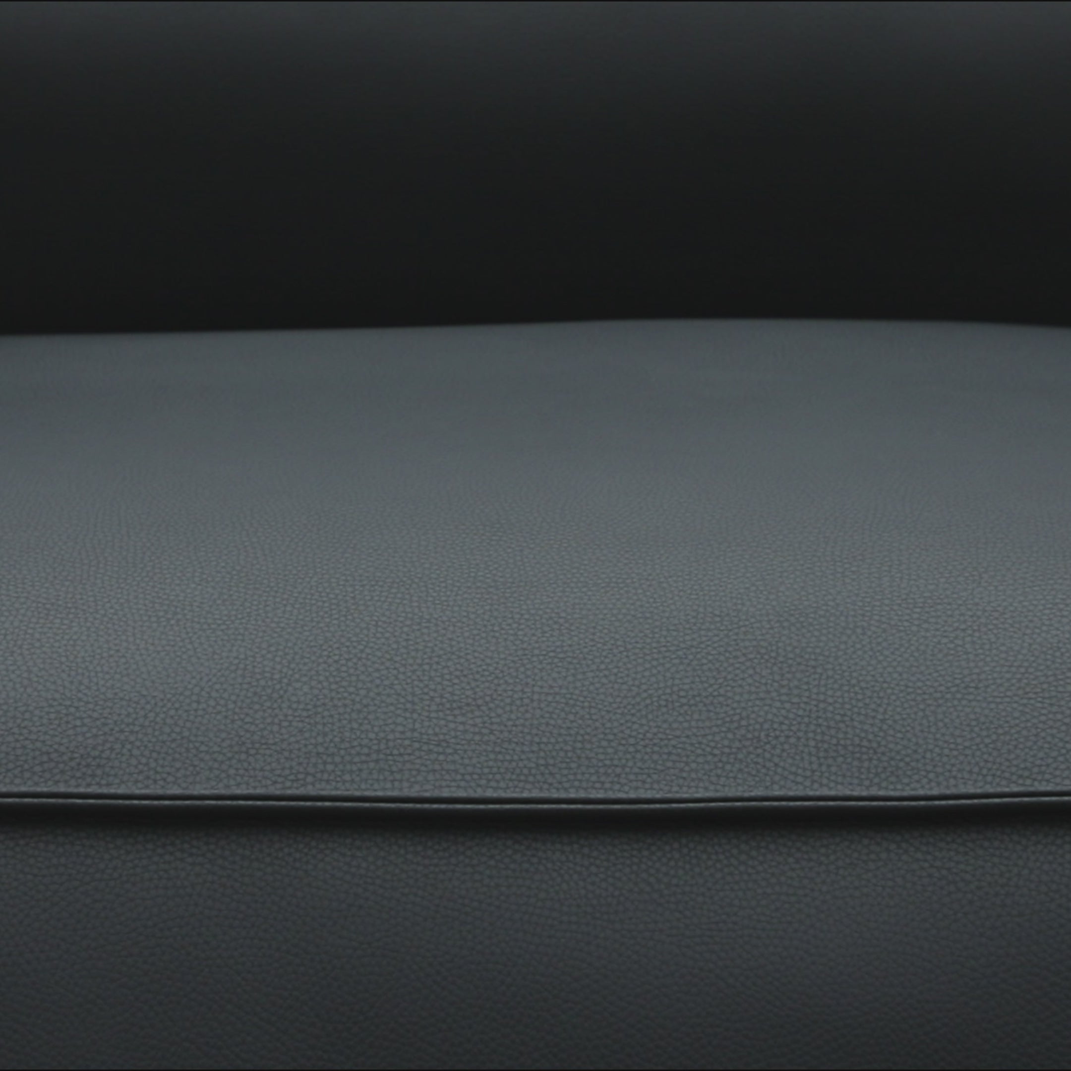 Black Minotti YX-40 | Armchair